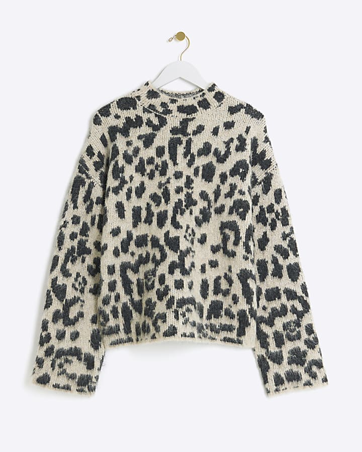 Beige leopard print jumper