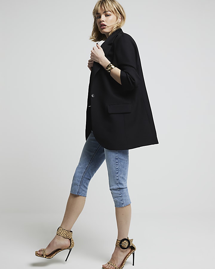 Black rolled sleeve blazer