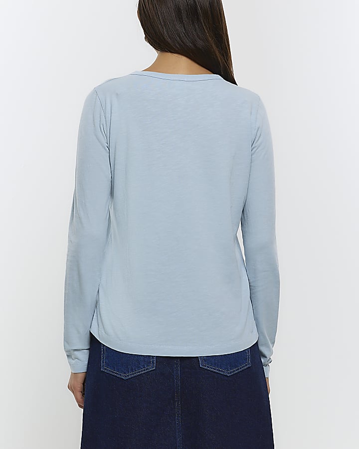 Blue long sleeve t-shirt
