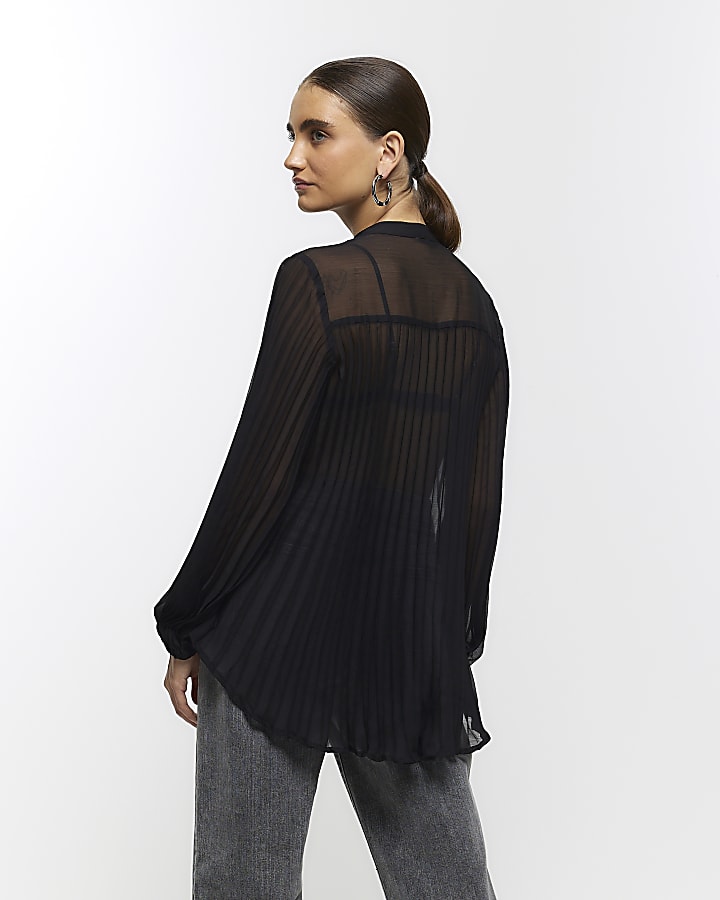 Black embroidered plisse sleeve shirt