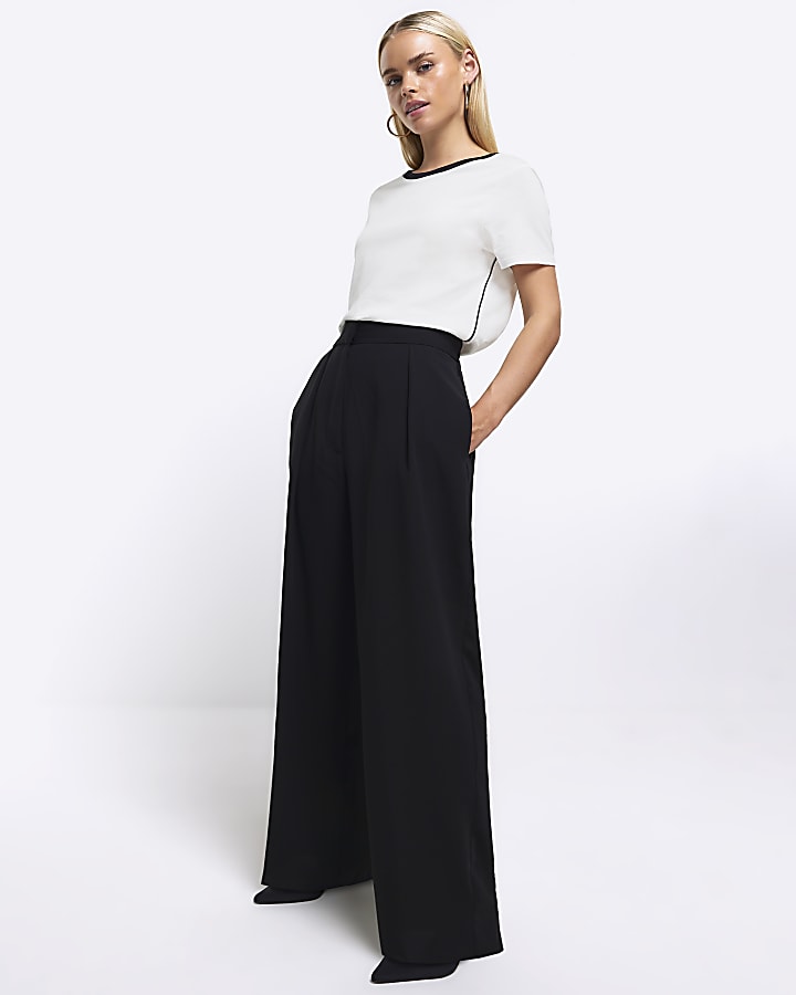 Petite Black Wide Leg Pleated Trouser