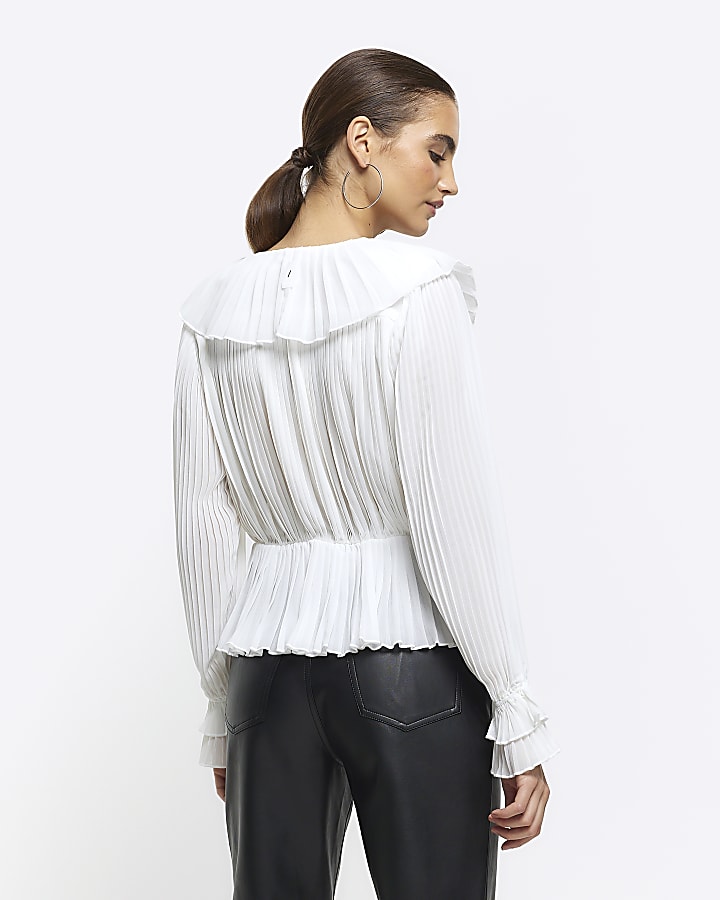 White plisse frill blouse