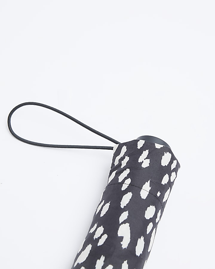 Black leopard print umbrella