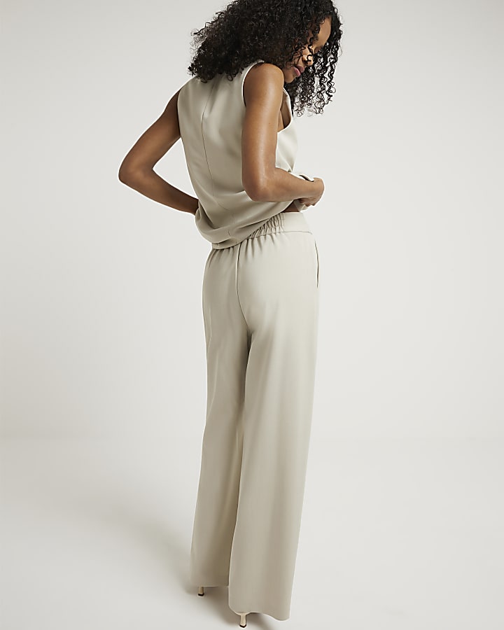 Green wide leg pleated trousers