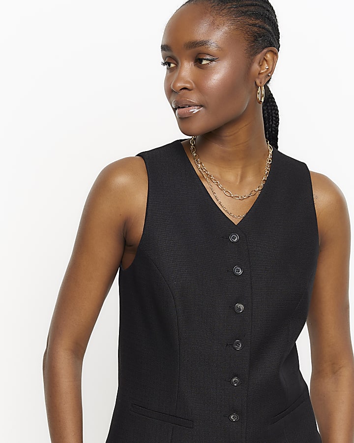 Black high V-neck waistcoat