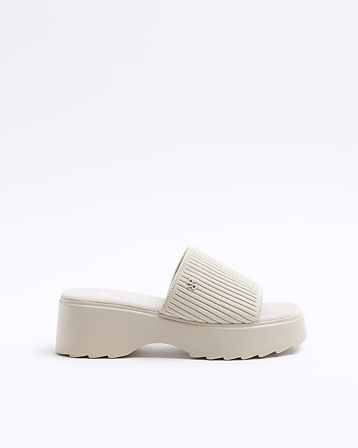 Beige knit flatform sandals