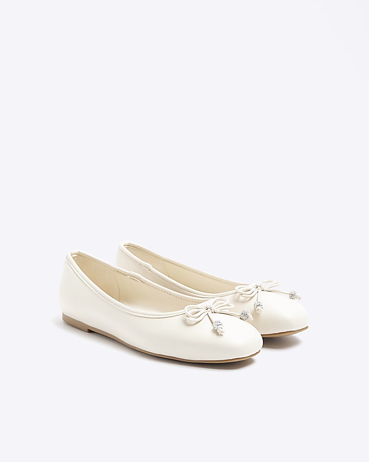 Cream bow detail ballet pumps