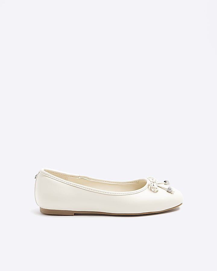 Cream bow detail ballet pumps