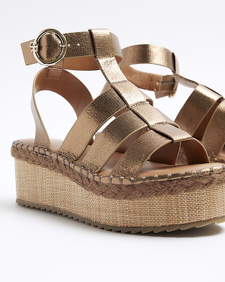Bronze gladiator flatform sandals