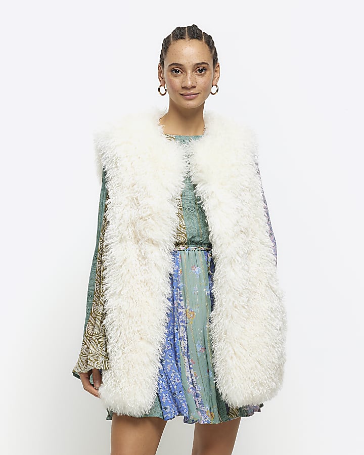 Cream faux fur gilet River Island