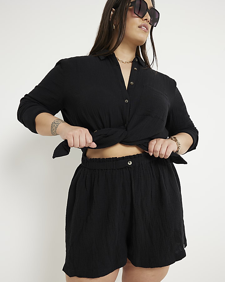 Plus black textured shorts