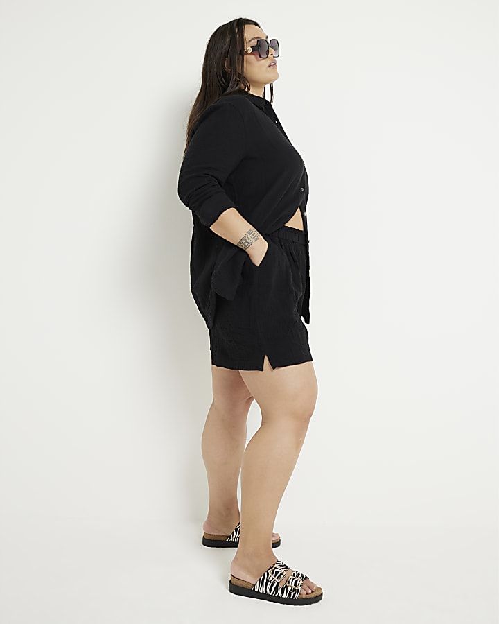 Plus black textured shorts
