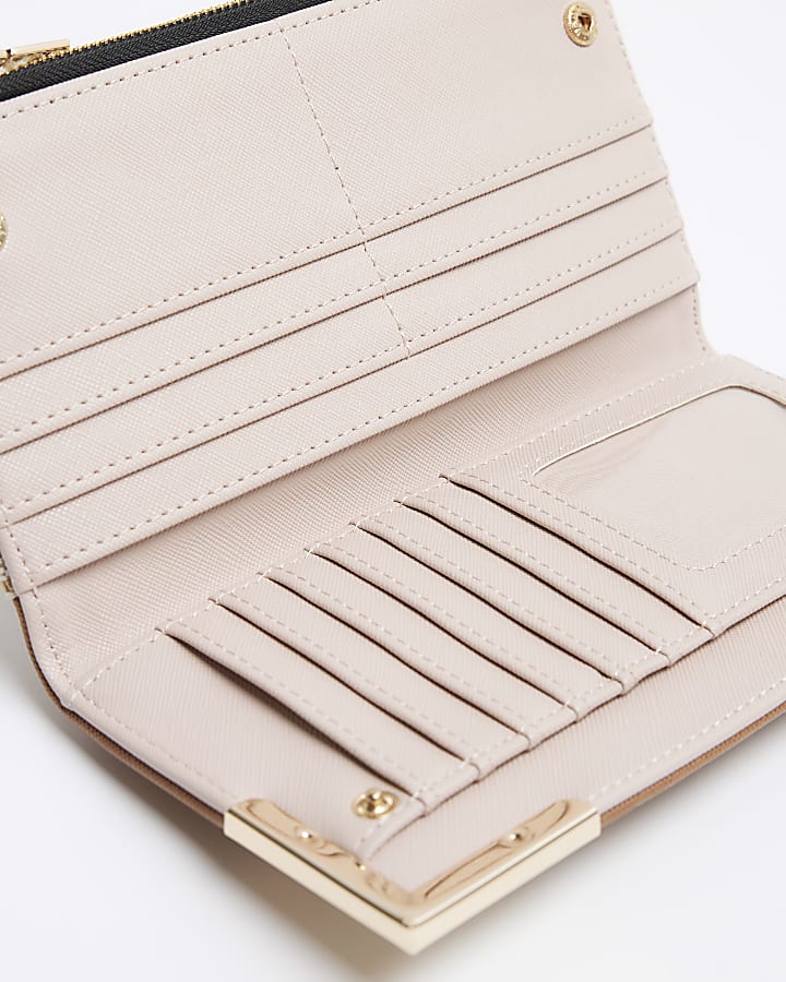 Beige stripe canvas purse