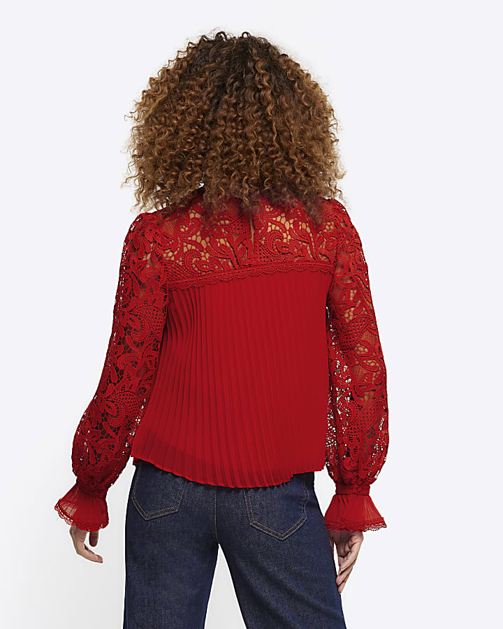 Red plisse lace sleeve blouse