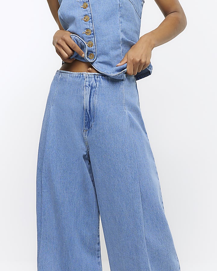 Blue mid rise baggy jeans