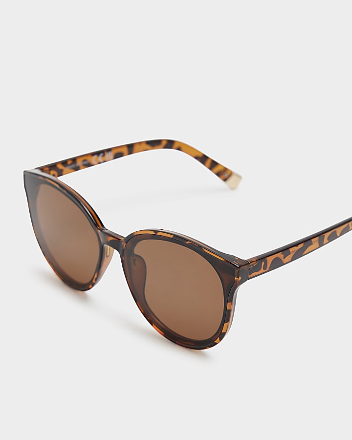 Brown tortoise round cat eye sunglasses