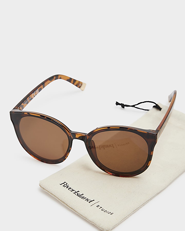 Brown tortoise round cat eye sunglasses