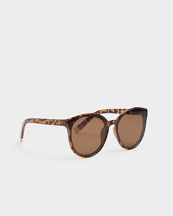 Brown tortoise round cat eye sunglasses