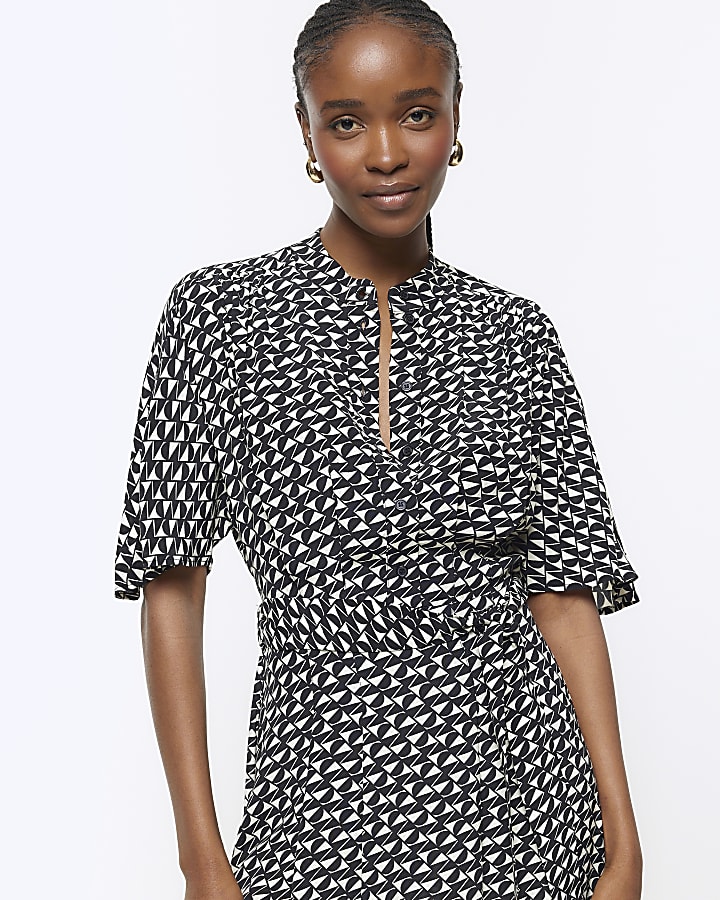 Black geometric belted midi shirt dress