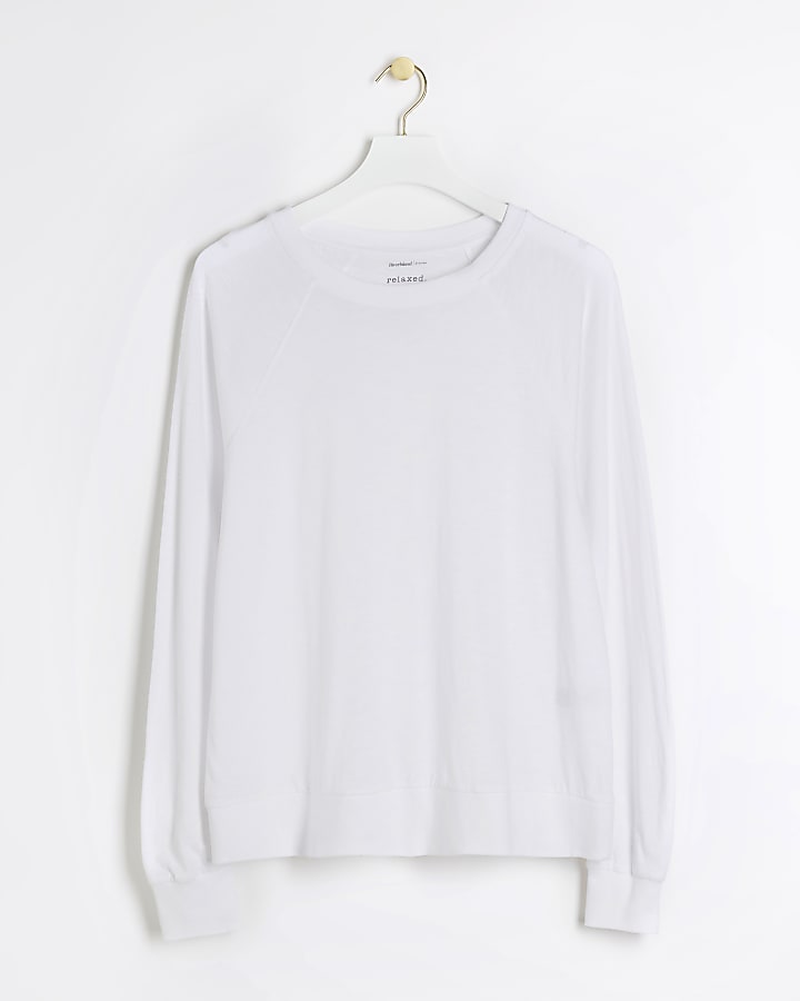 White crew neck long sleeve top