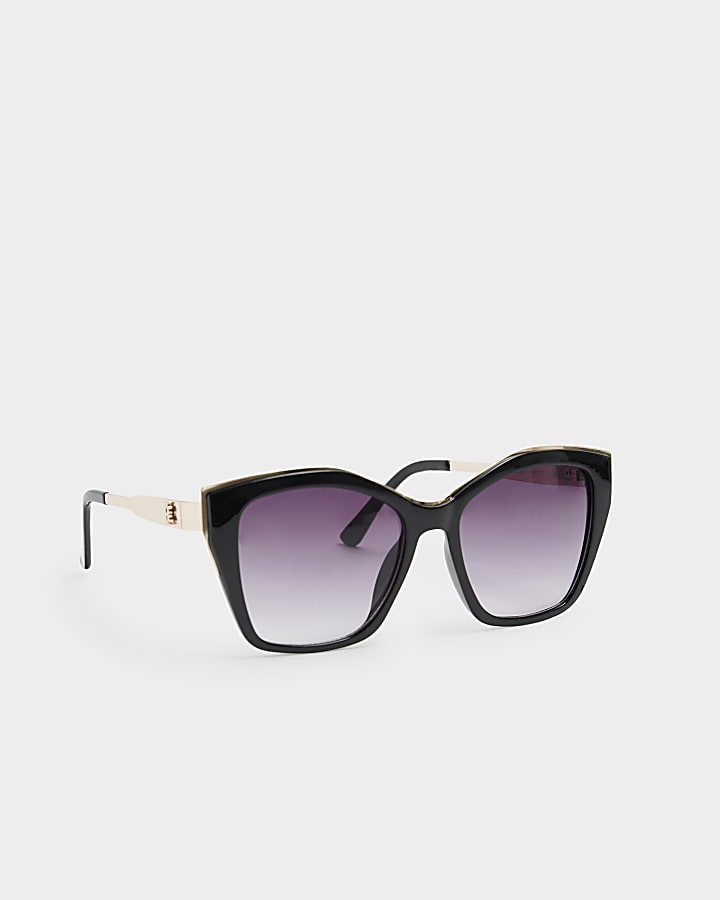 Black square cat eye sunglasses