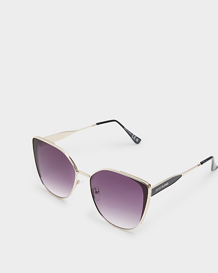 Black cat eye sunglasses