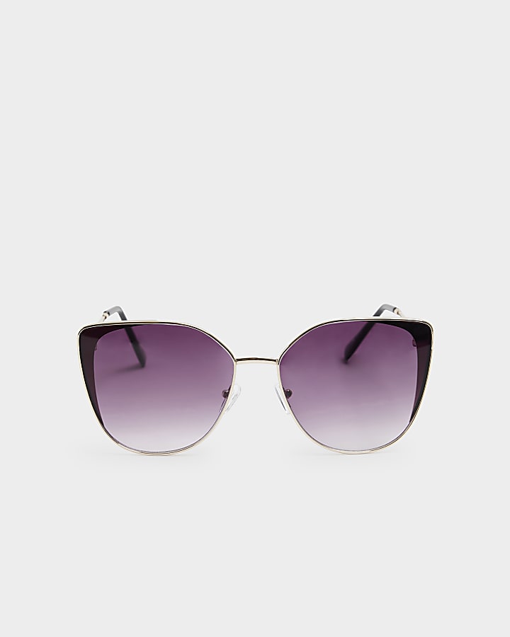 Black cat eye sunglasses