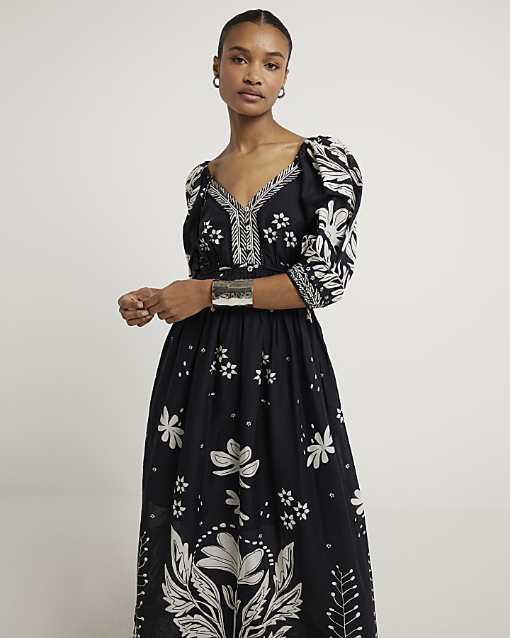 Black floral puff sleeve swing maxi dress