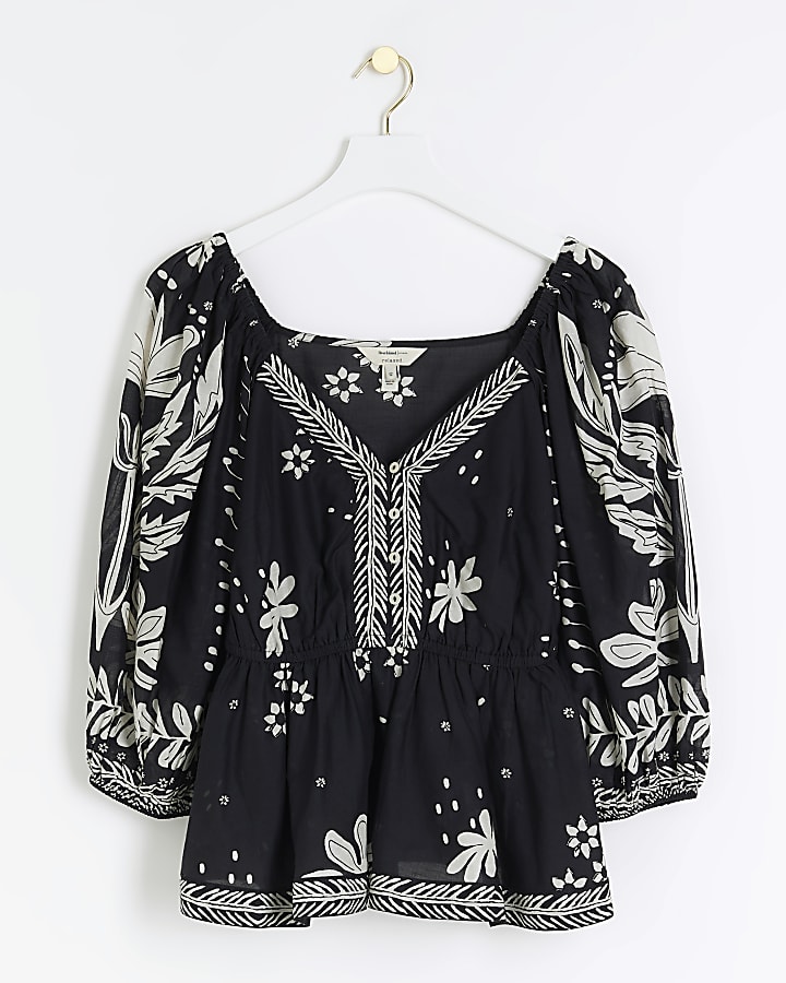 Black floral puff sleeve blouse