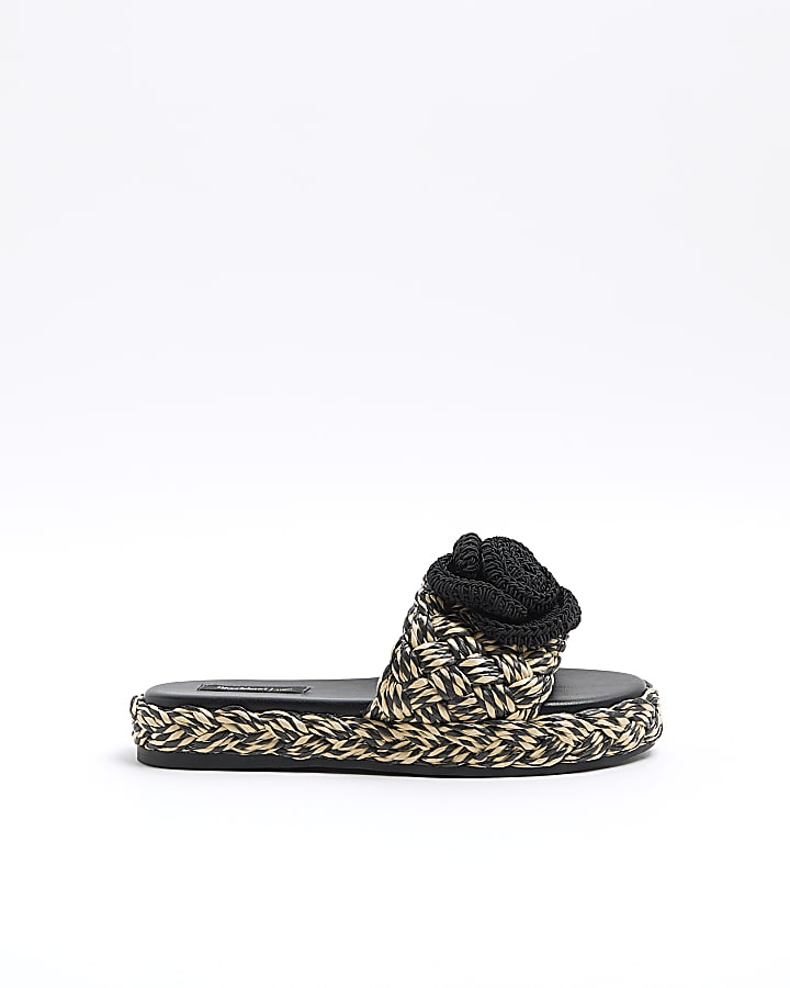 Black crochet flower flatform sandals