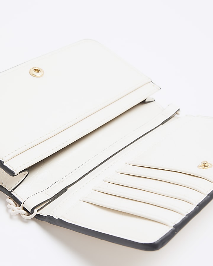 Cream Quilted Chain Cross Body Purse