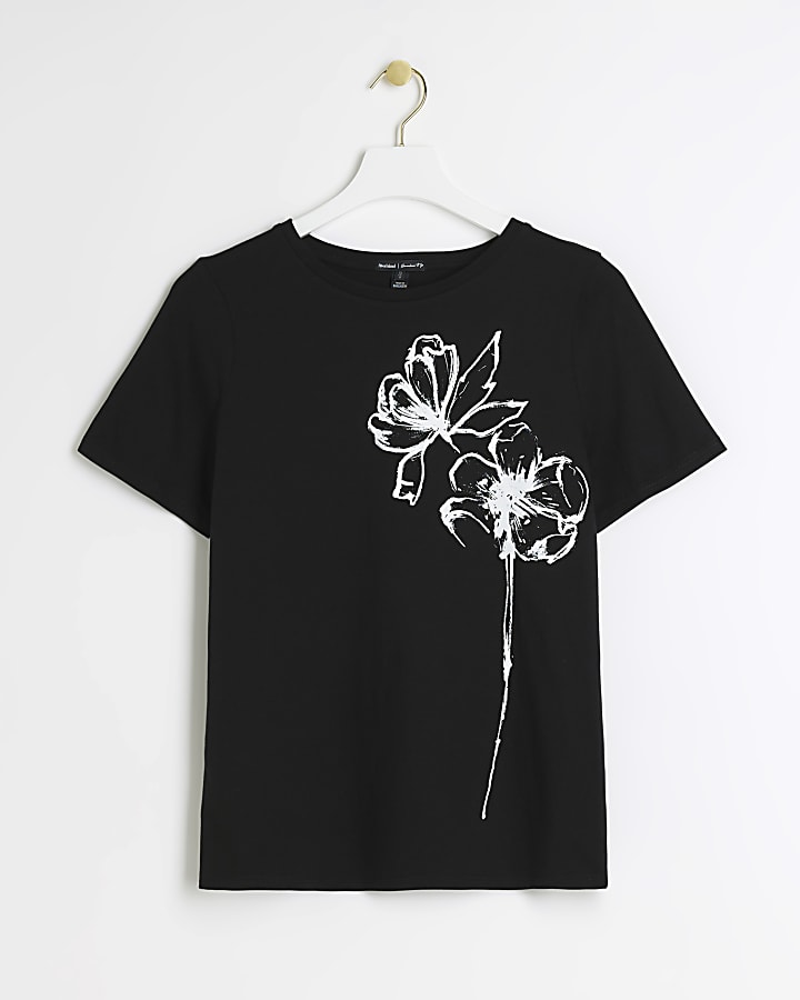 Black floral graphic t-shirt