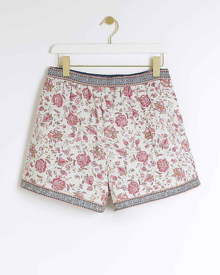 Pink quilted floral shorts