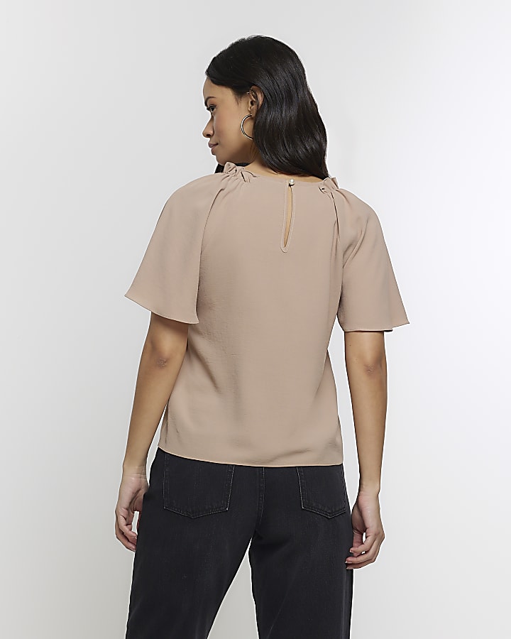 Beige fluted sleeve t-shirt