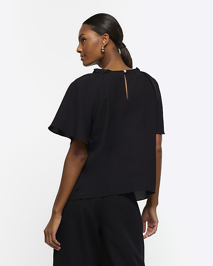 Black fluted sleeve t-shirt