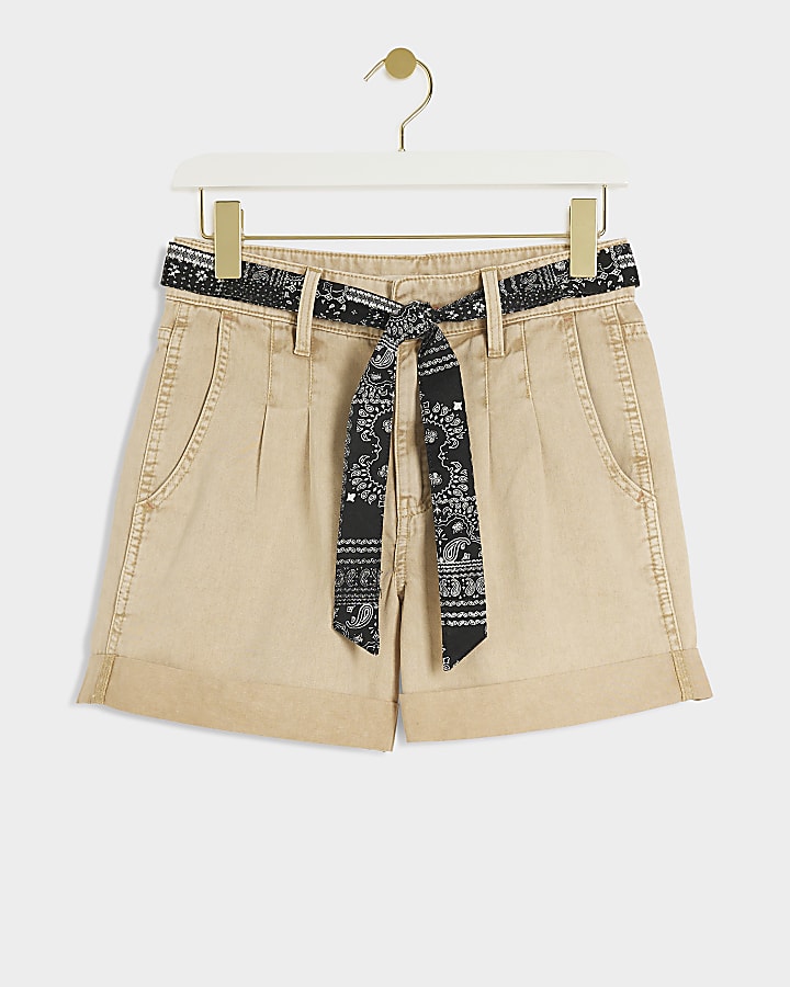 Beige belted twill cargo shorts