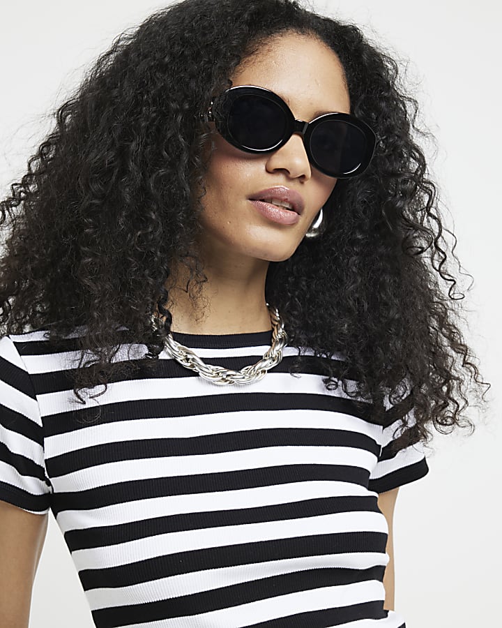 Black ribbed stripe cropped t-shirt