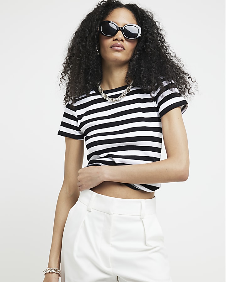 Black ribbed stripe cropped t-shirt