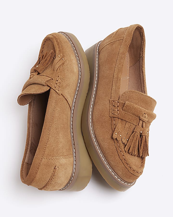 Beige suede Tassel Patent Loafers