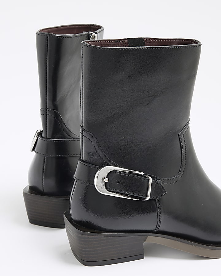 Black Leather Buckle Western Boots