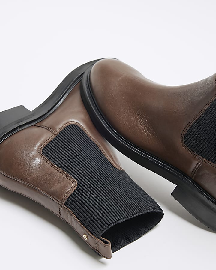 Brown Leather Chelsea Ankle Boots