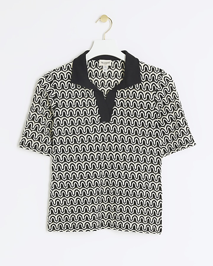 Black crochet geometric polo t-shirt