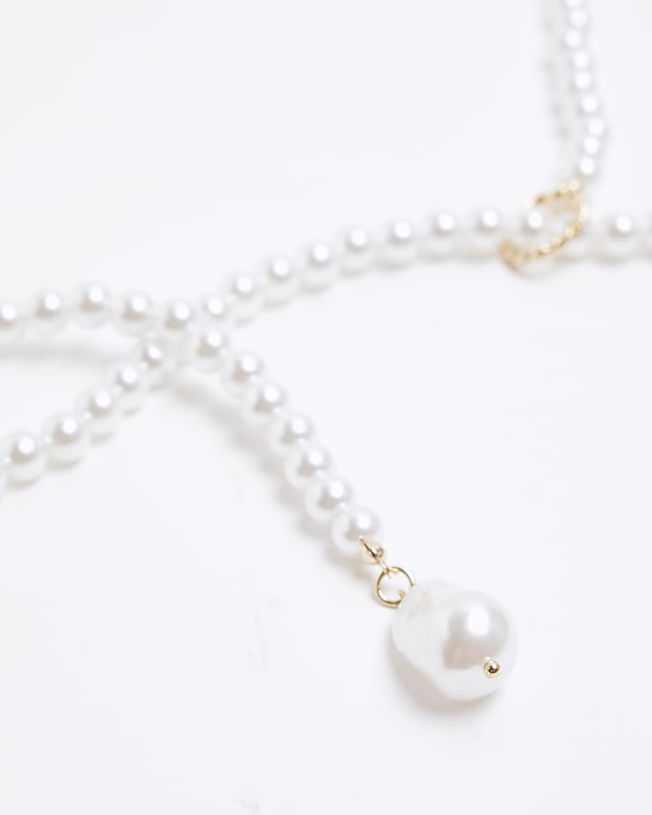 White pearl pendent adjustable necklace