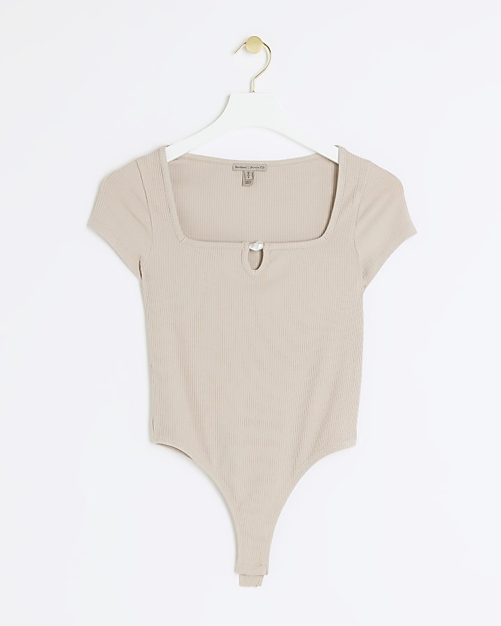 Beige ribbed pearl detail bodysuit