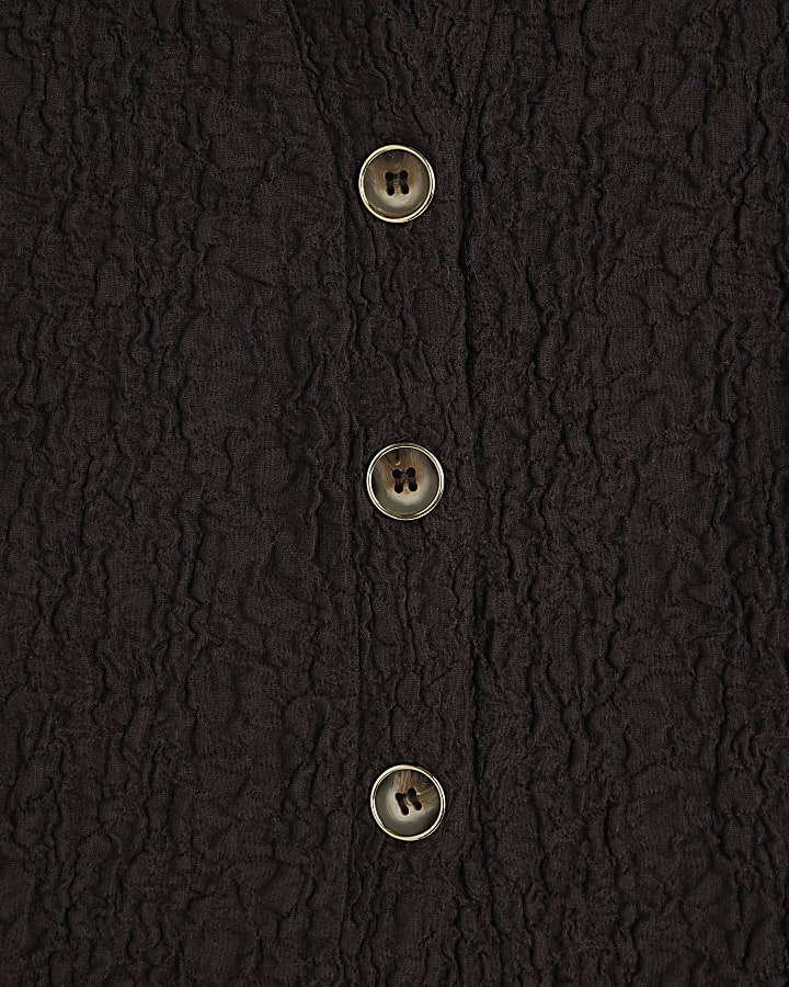 Brown textured sleeveless shirt