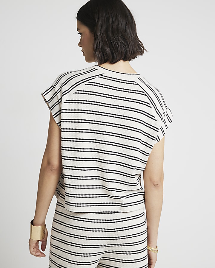 Cream crochet stripe roll sleeve t-shirt