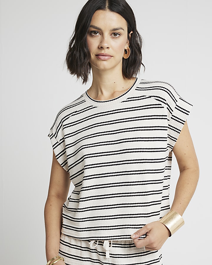 Cream crochet stripe roll sleeve t-shirt