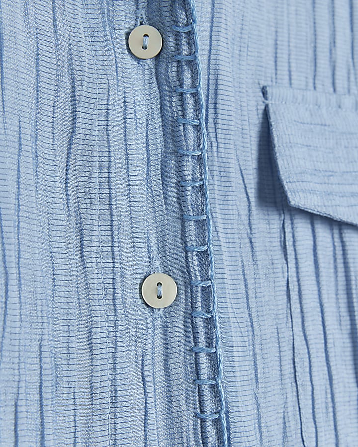 Blue textured shirt