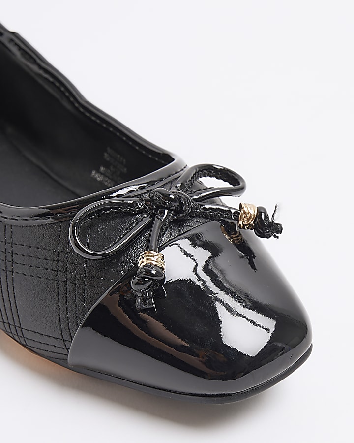 Black embroidered toe cap ballet pumps