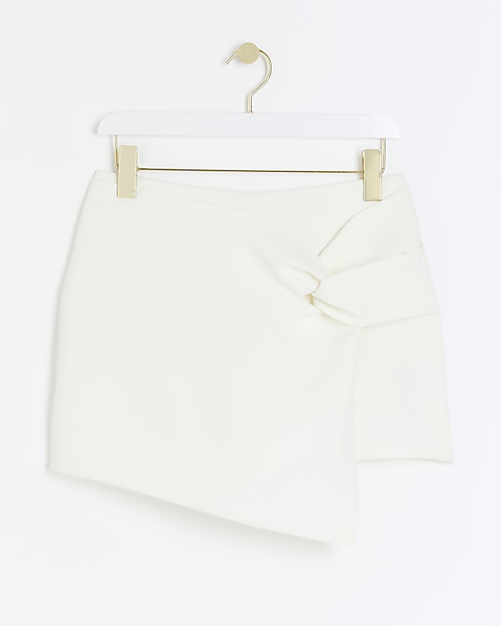 Cream knot wrap mini skort